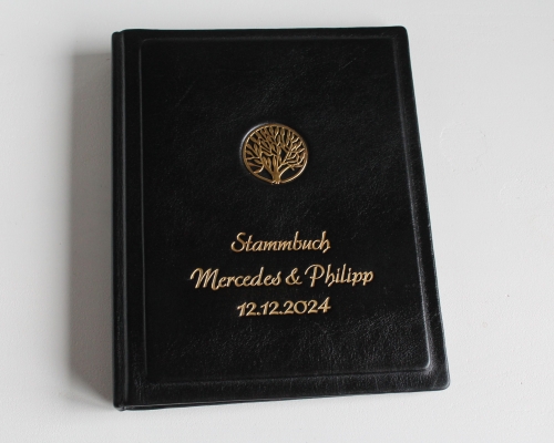 Stammbuch "Lebensbaum" aus Nappaleder, schwarz mit Goldschrift, DIN A5